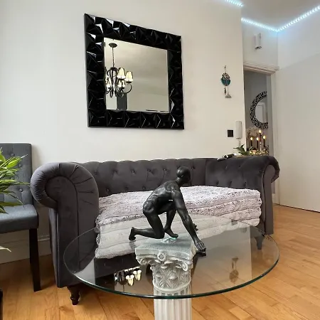 Lovely In Appartement *